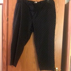 Women’s capris